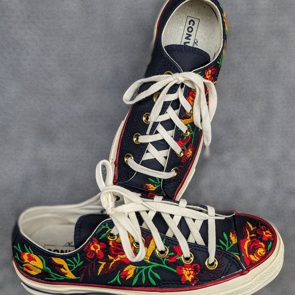 Converse Leather Parkway Embroidered Floral LT in Navy, Sz 6 - Picture 8 of 12